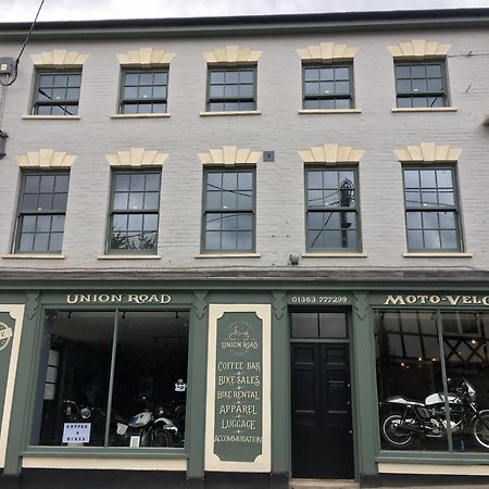Union Road Moto Velo Accommodation เครดิตัน ภายนอก รูปภาพ